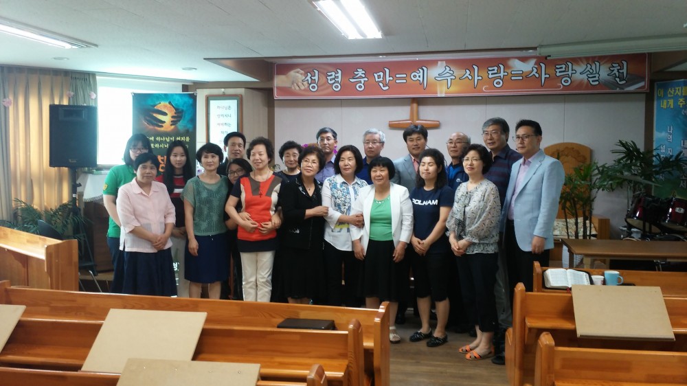 기본_15_단체사진.jpg